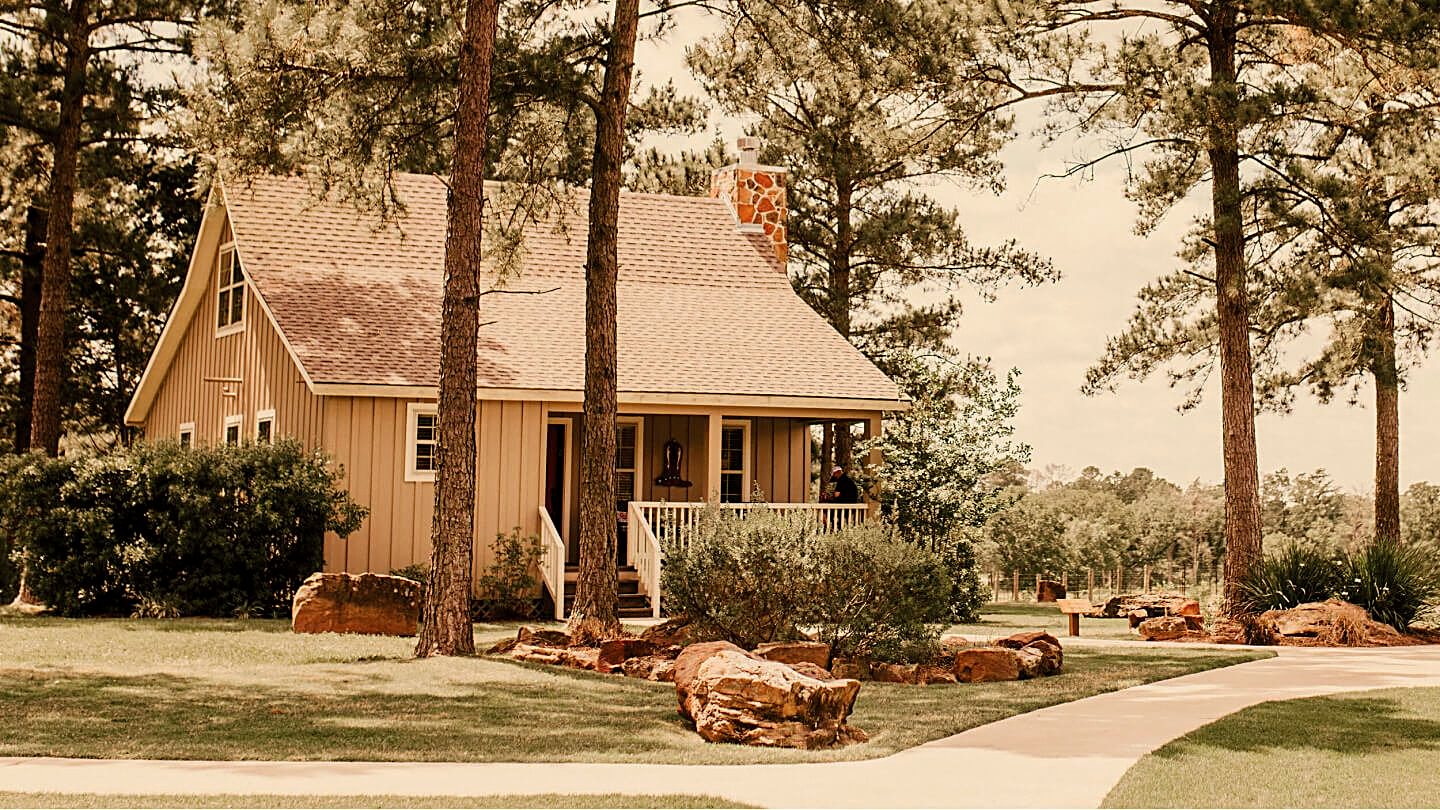 Cottages & Suites